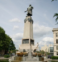 Syracuse Statue